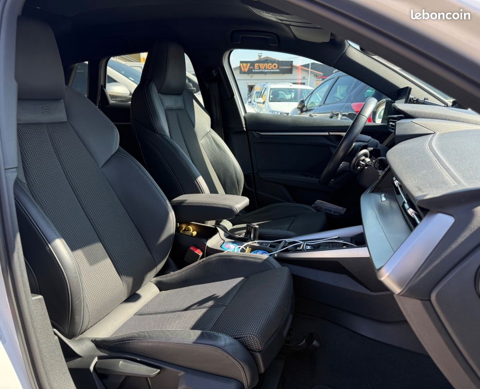 AUDI A3 SPORTBACK S-LINE COMPETITION 45 TFSI E 245 ch S TRONIC 6 / MATRIX LED ATTELAGE SIEGES CHAUFFANTS (image 5)