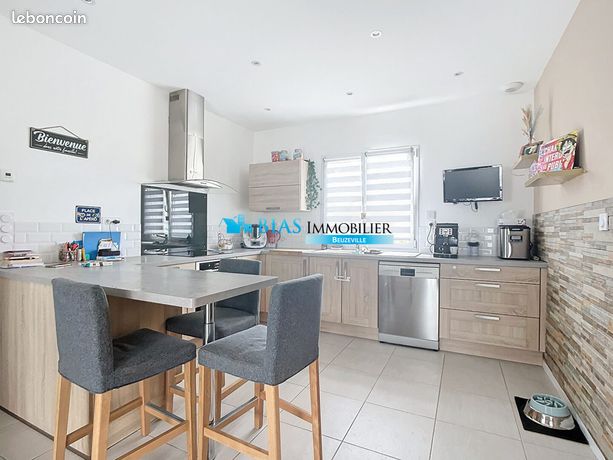 Maison 8 pièces 195 m²