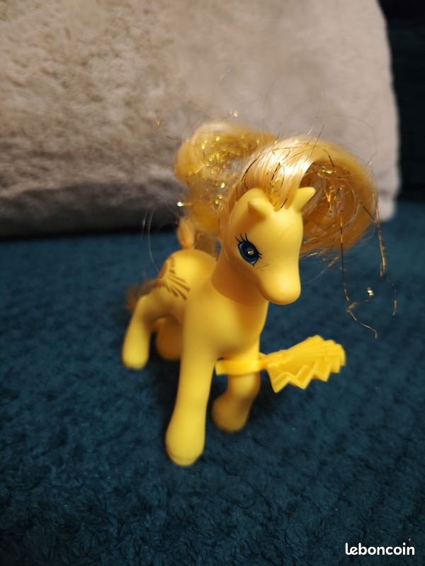 My Little Pony G2 - Golden light princess - Jeux & Jouets My Little Pony G2 - Golden light princess - Jeux & Jouets