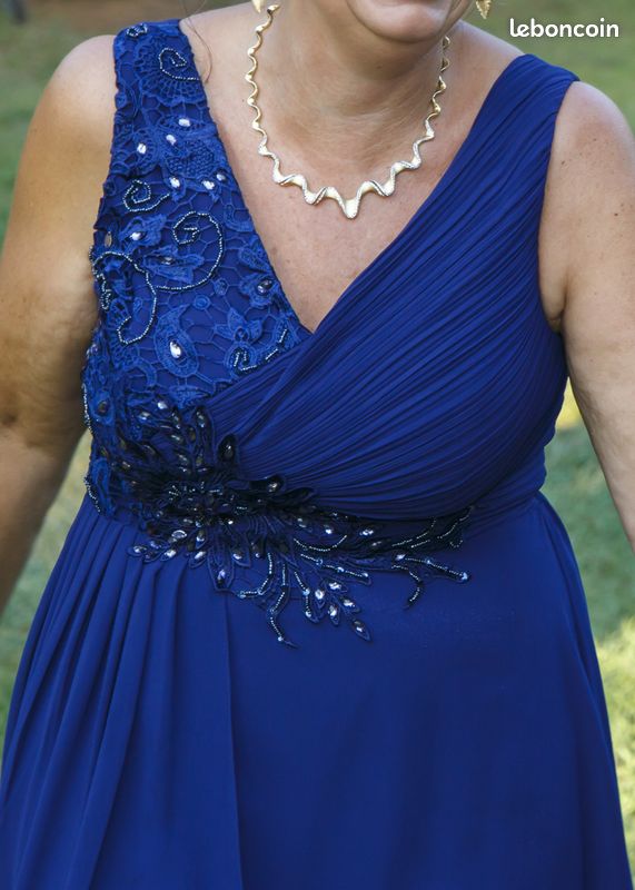 Robe de cérémonie (image 3)