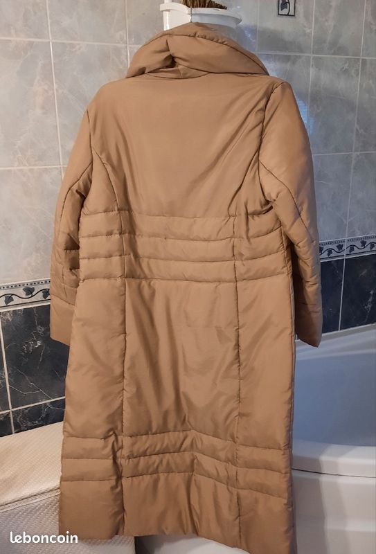 Grand manteau beige taille 42 (image 2)