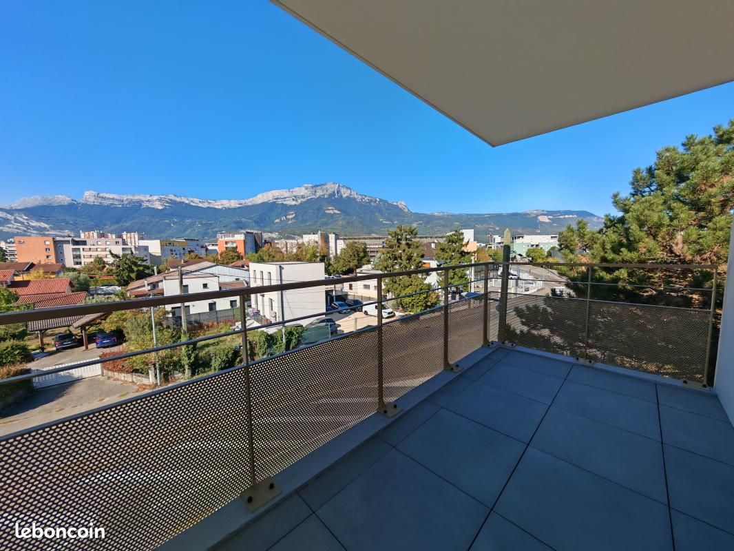 Appartement 3 pièces 67 m² · à Échirolles · 67 m² · 956 €/mois