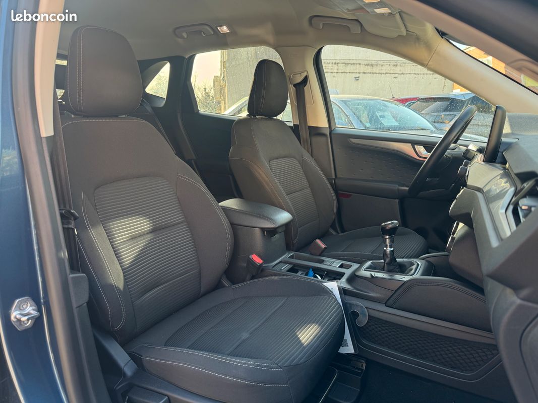 Ford kuga 1.5 ecoblue 120 7cv titanium (image 3)