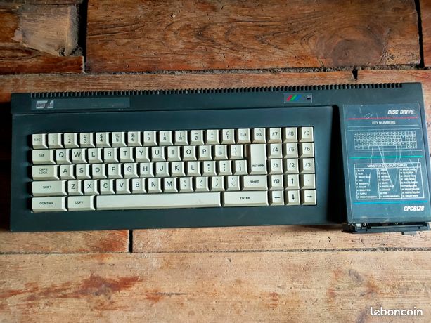 Clavier Amstrad CPC 6128 AZERTY – Ordinateur Vintage Rétrogaming – ESU2455