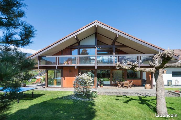 Villa 6 pièces 210 m²