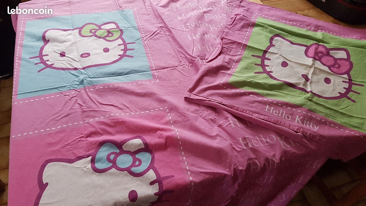 Housse de couette +Taie d'oreiller hello kitty (image 1)