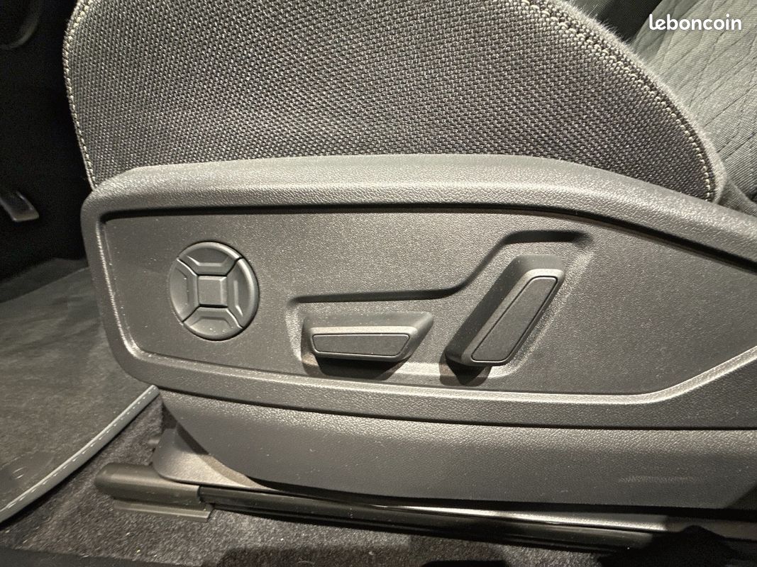 AUDI Q5 e-hybrid 299 ch S tronic 7 Quattro S line (image 37)