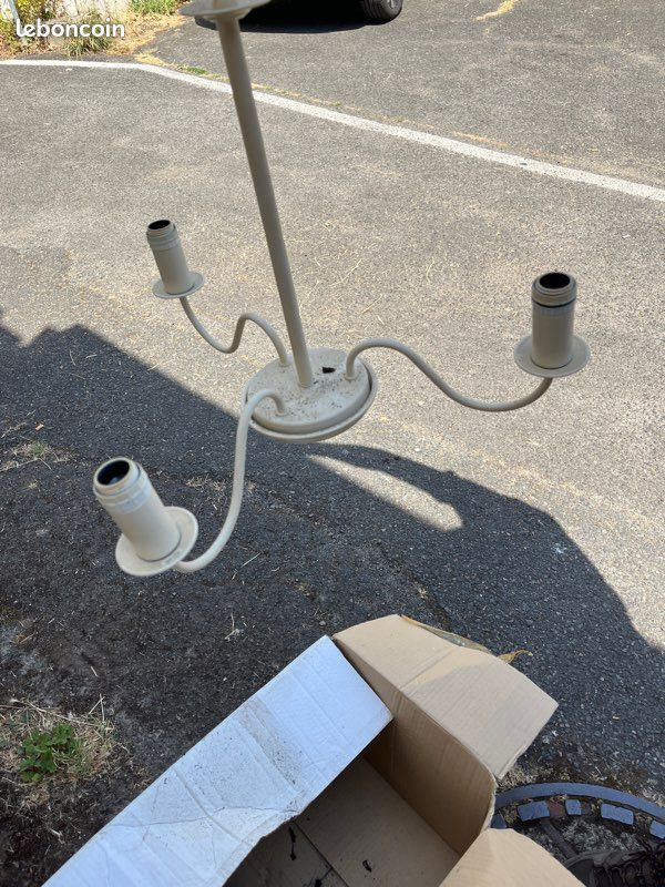 Lustre avec abat jour (image 1)