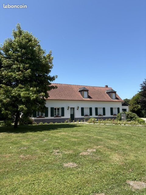 Maison 5 pièces 149 m² · à Saint-Quentin-en-Tourmont · 148,9 m² · 523 000 €