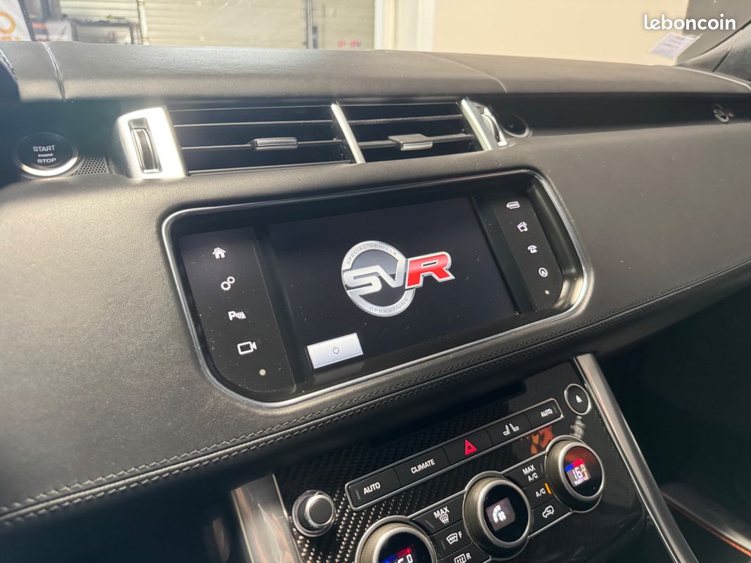 LAND ROVER RANGE ROVER SPORT V8 5.0 550 CH SVR / ORIGINE FRANCE / TOIT OUVRANT / MERIDIAN / CAMÉRA / SUIVI LAND ROVER COMPLEt (image 29)