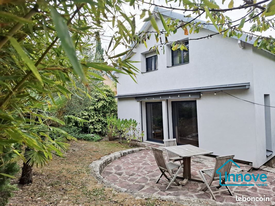 Maison 5 pièces 135 m² · à Viroflay · 135 m² · 1 029 600 €