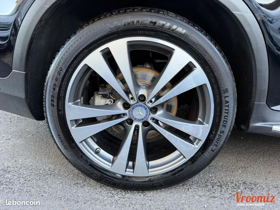 Mercedes Classe Glc 2.2 220 D 170 LAUNCH EDITION 4MATIC 9G-TRONIC BVA (image 29)