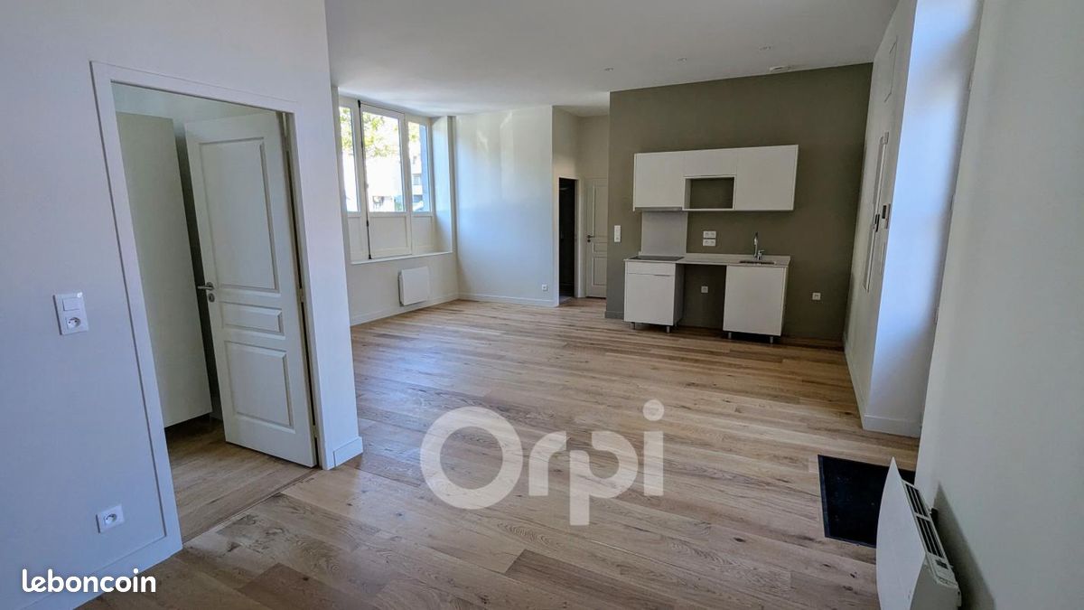 Appartement 3 pièces 63 m² · à Riom · 63 m² · 762 €