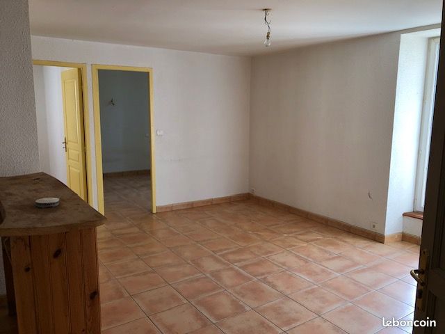 Appartement 3 pièces 42 m² · à Meyrueis · 42 m² · 500 €