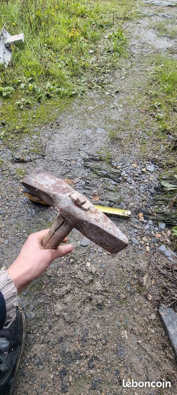 Marteau a piqueter (image 1)