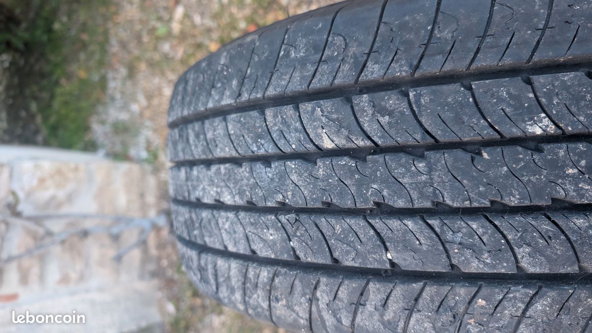 Jante Ford Alliage 19 Pouces Avant - Design 10 Branches En Y Argent Brillant - 9J, Déport 45 - Pour Pneu 255/40 R19