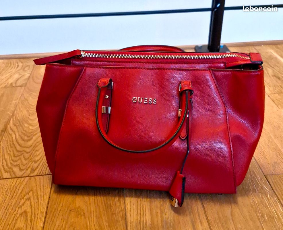 Bandouliere Sac Sac Guess BandouliÃ¨re Rouge Sac Guess Bandoulière