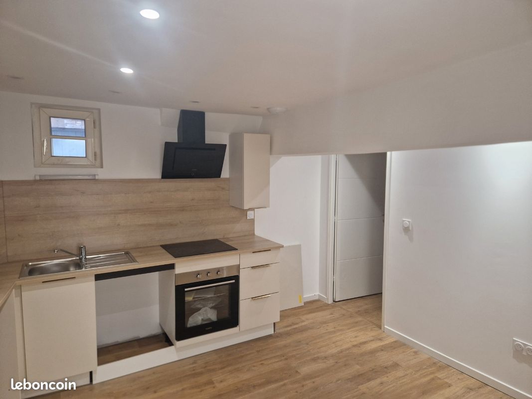 Appartement 1 pièce 28 m² · à Gaillac · 28 m² · 490 €/mois