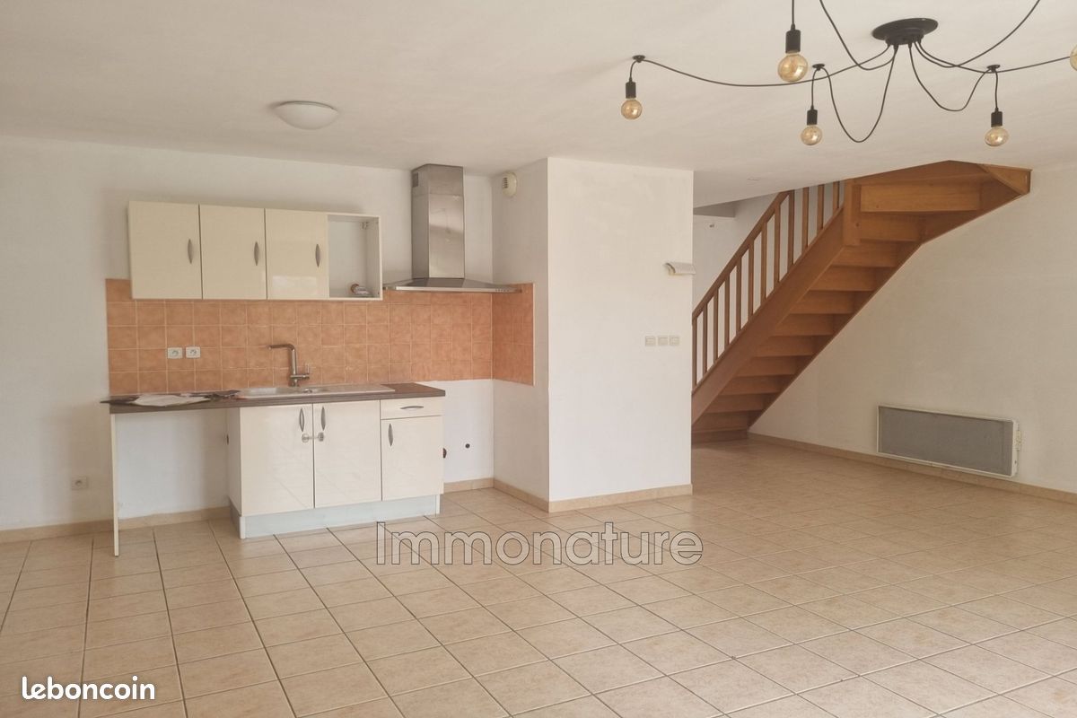 Maison 4 pièces 90 m² · à Laroque · 90 m² · 230 000 €