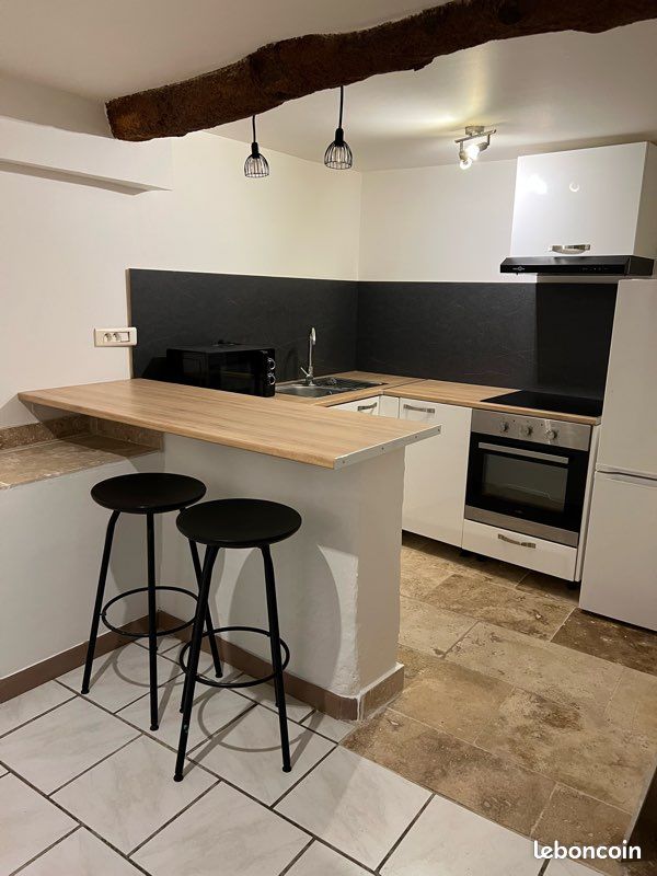 Appartement 1 pièce 35 m² · à Saint-Maximin-la-Sainte-Baume · 35 m² · 570 €/mois