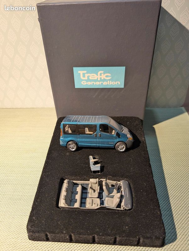 COFFRET RENAULT FLUENCE ZE norev 1/43 EUR 50,00 - FR