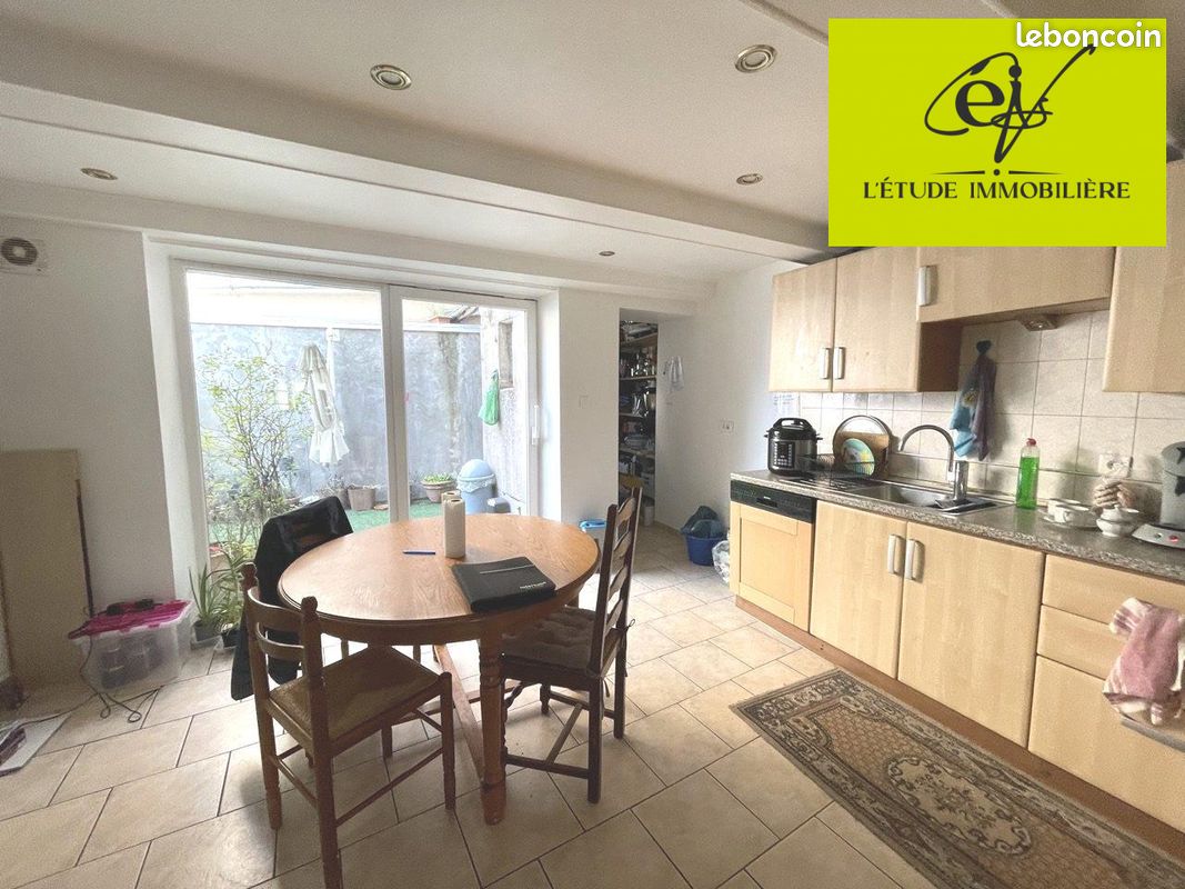 Maison 6 pièces 193 m² · à Sarrebourg · 193 m² · 180 000 €