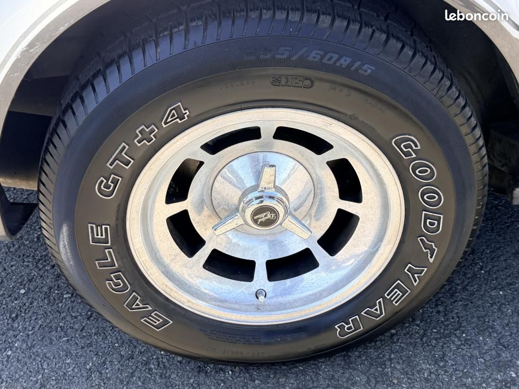 Chevrolet Corvette C3 Cross-Fire-Injection ( Dossier Complet d'entretien) (image 17)