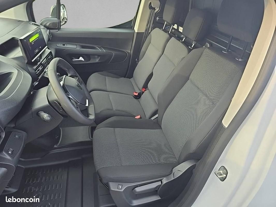 Peugeot Partner FOURGON ELECTRIQUE E- FGN 136 CH M CHARG UT MAJ 54 KWH AUT (image 11)