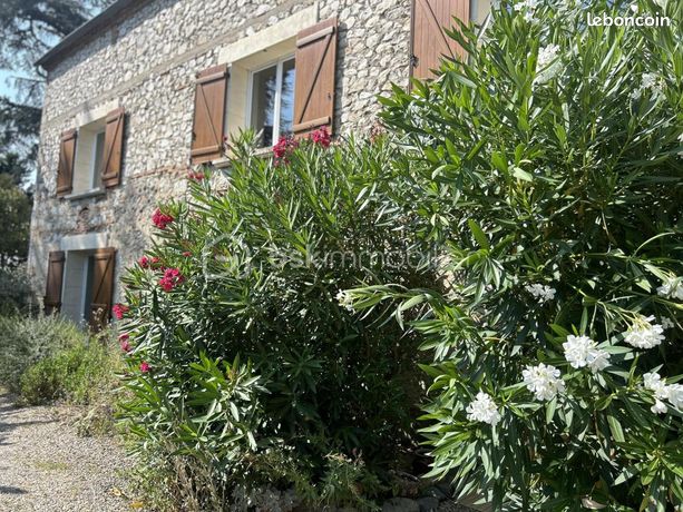 Maison 6 pièces 210 m²