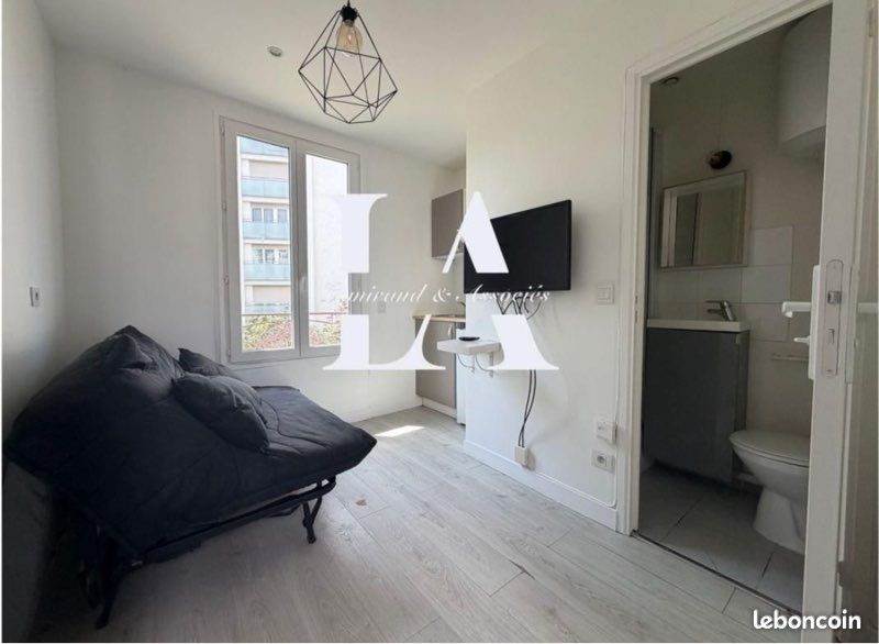 Appartement 2 pièces 9 m² · à Paris · 9 m² · 790 €/mois