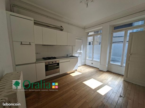 Appartement 3 pièces 86 m² — 6