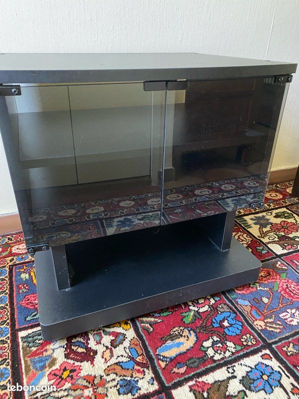 Meuble de dessous de téléviseur (image 1)