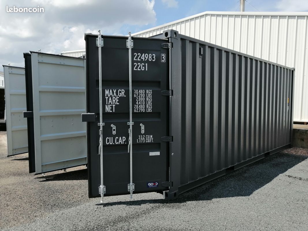 Location conteneur, garage, box à VIRE NORMANDIE · 109 €/mois