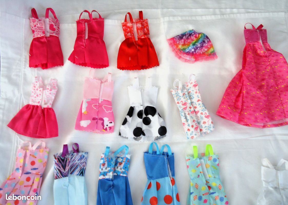 Lot de robes poupées mannequins (image 7)