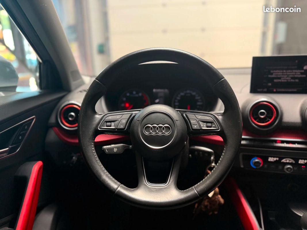 AUDI Q2 Q2 1.4 TFSI COD 150 ch S tronic 7 Design (image 13)