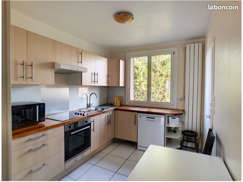 Appartement 3 pièces 67 m² · à Feyzin · 67 m² · 1 060 €/mois