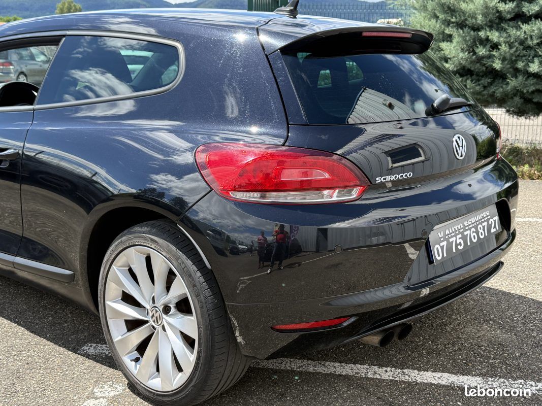 Volkswagen Scirocco 1.4 TSI 160ch Sportline Garantie 6 Mois (image 14)