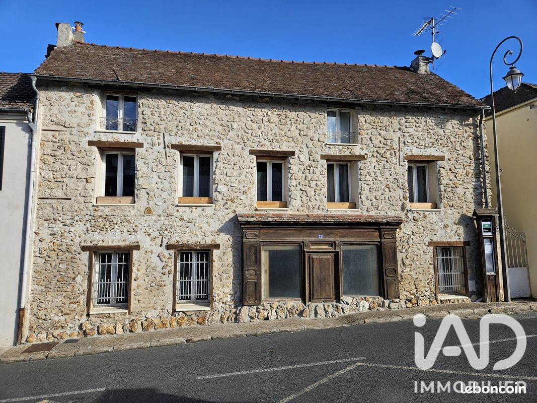 Maison 5 pièces 160 m² · à Nerville-la-Forêt · 160 m² · 387 000 €