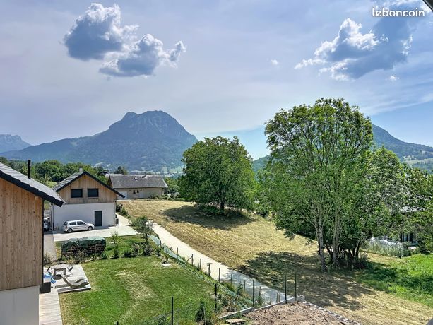 Propriété en viager 6 pièces 182 m²
