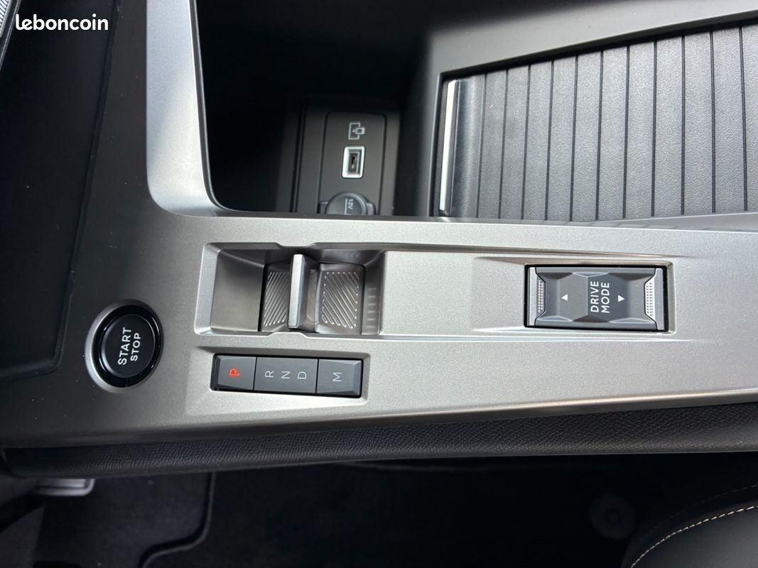 Peugeot 308 1.5 BLUEHDI 130CH S&S ALLURE EAT8 (image 17)