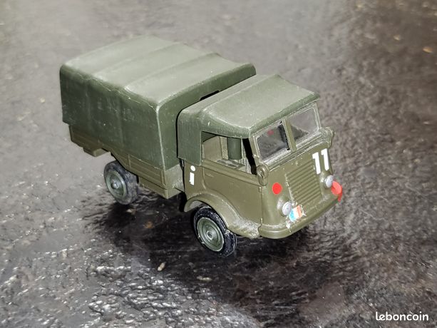 AU536 SOLIDO 1/43 1:43 CAMION MILITAIRE RENAULT 4X4 BACHE REF 203
