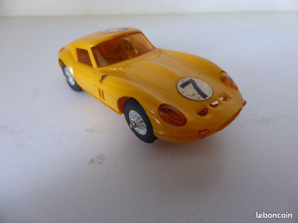 Jouef circuit routier ferrari 250 gto jaune fonctionnelle + cadeau