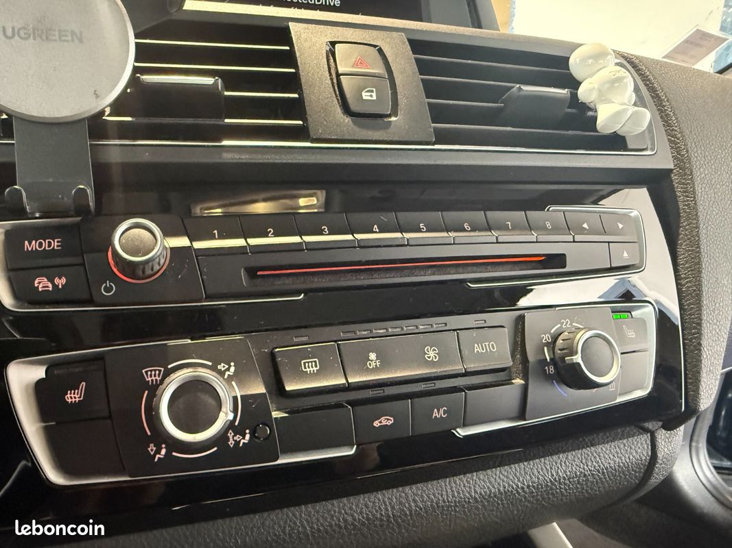BMW SERIE 1 F20 LCI 116i 109 ch Sport (image 25)
