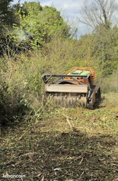 Terrain 240 m² Aubigny Les Clouzeaux · à Aubigny-les Clouzeaux · 32 000 €