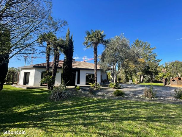 Maison 5 pièces 234 m²