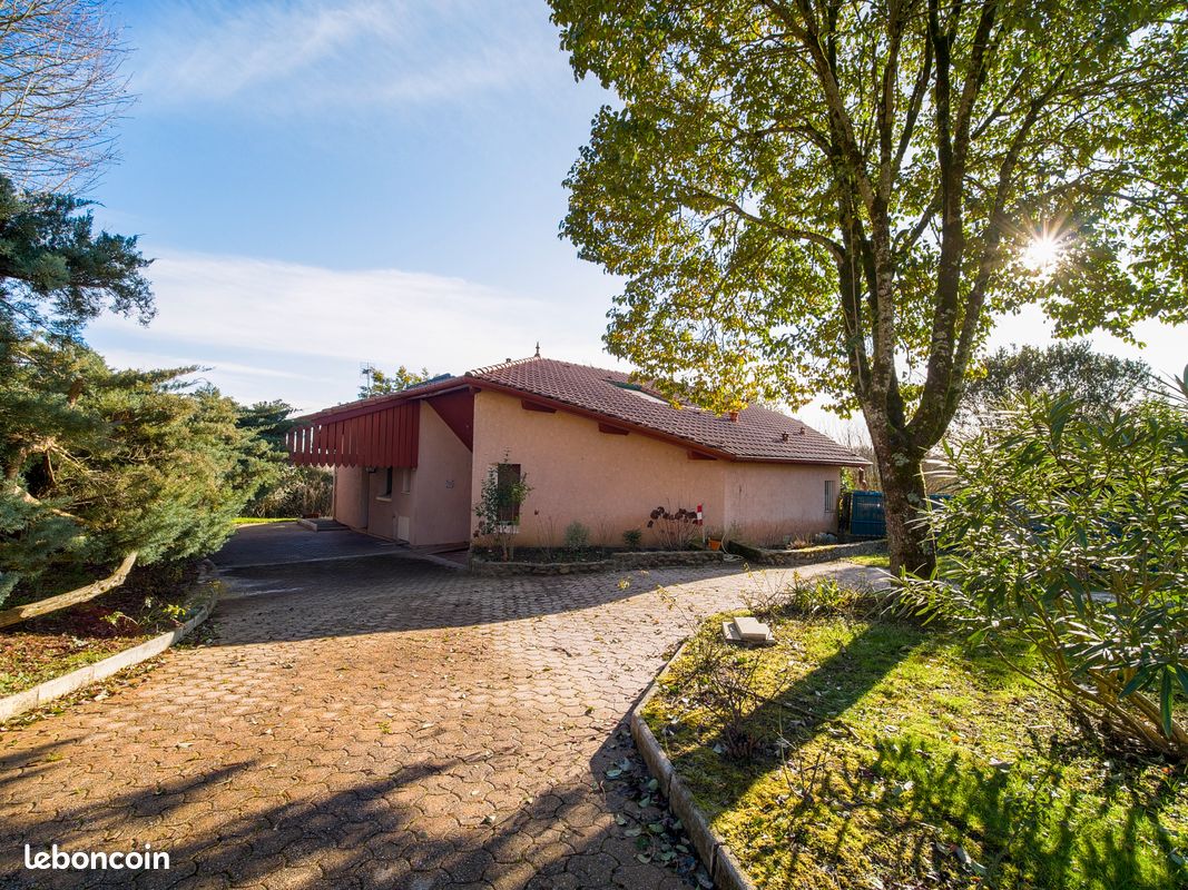 Maison 7 pièces 218 m² · à Geaune · 218 m² · 305 000 €