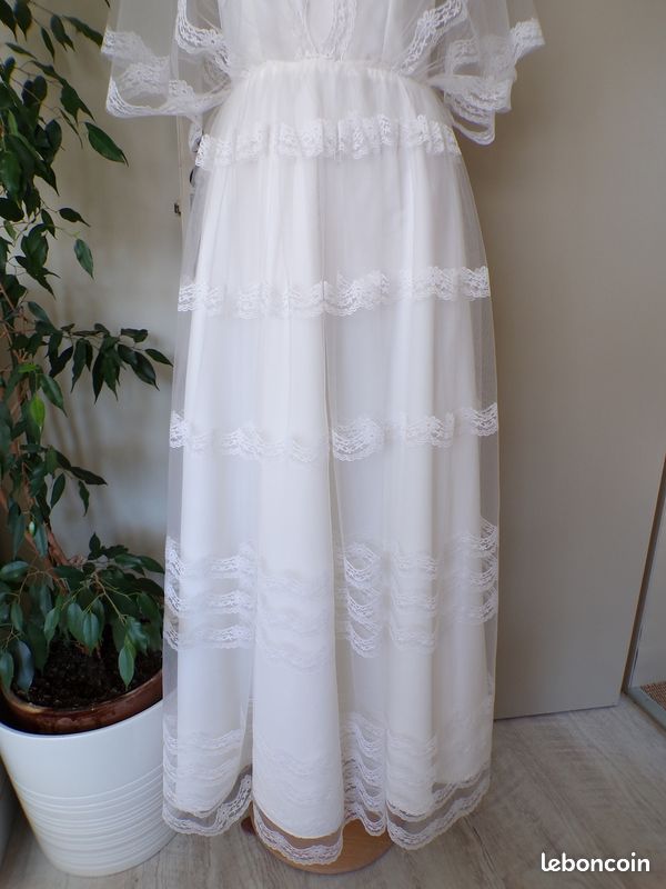 Robe de mariée dentelle années 70 (image 3)