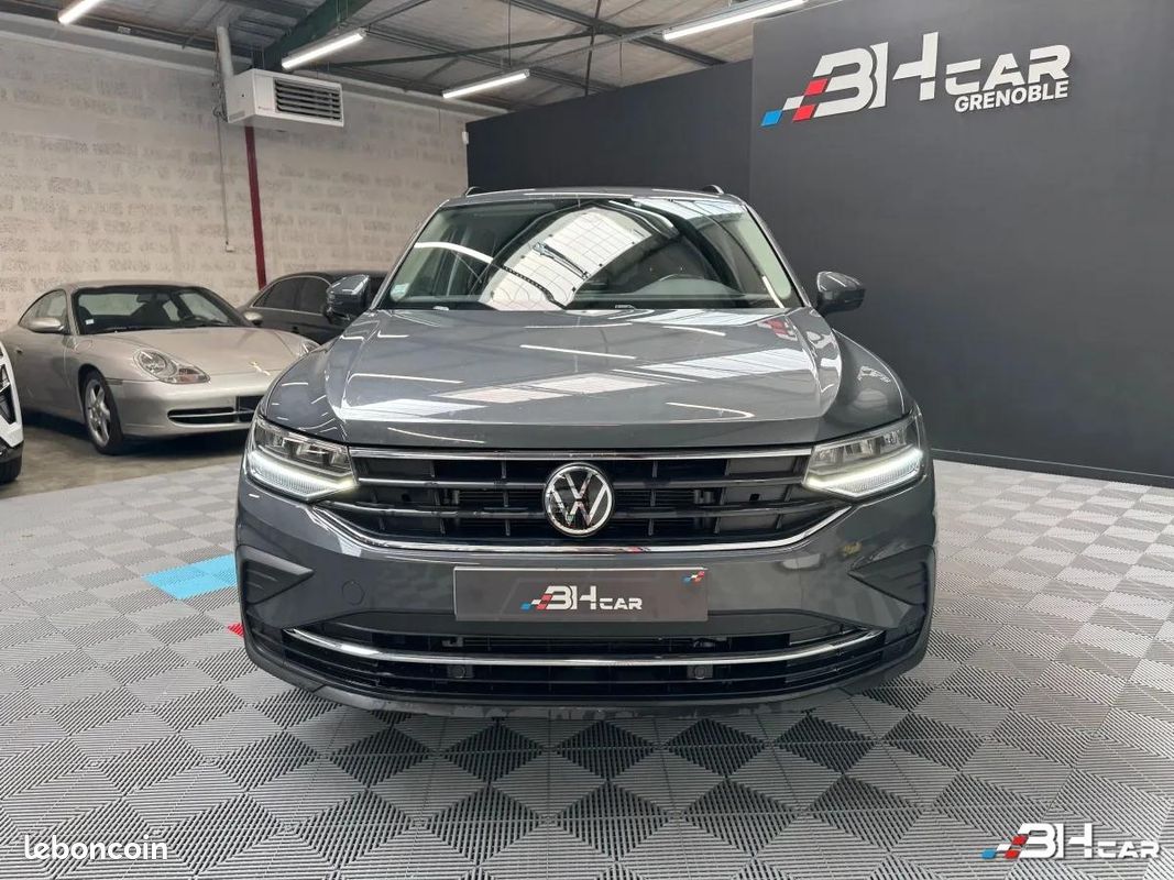 Volkswagen Tiguan 2.0 TDI 150ch BUSINESS DSG 7 / Attelage / (image 2)