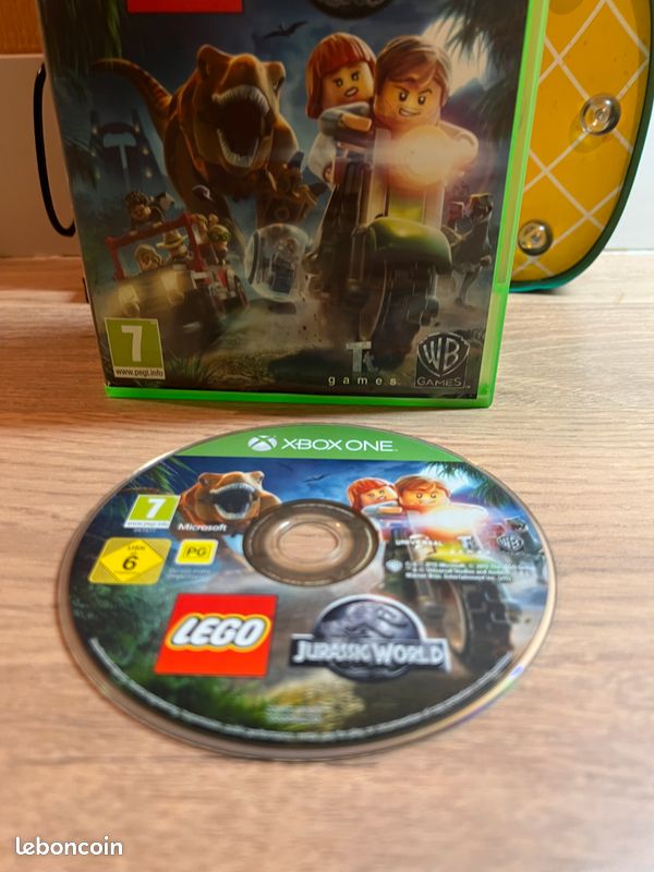 Lego Jurassic World xbox one Bon état Jeux vidéo
