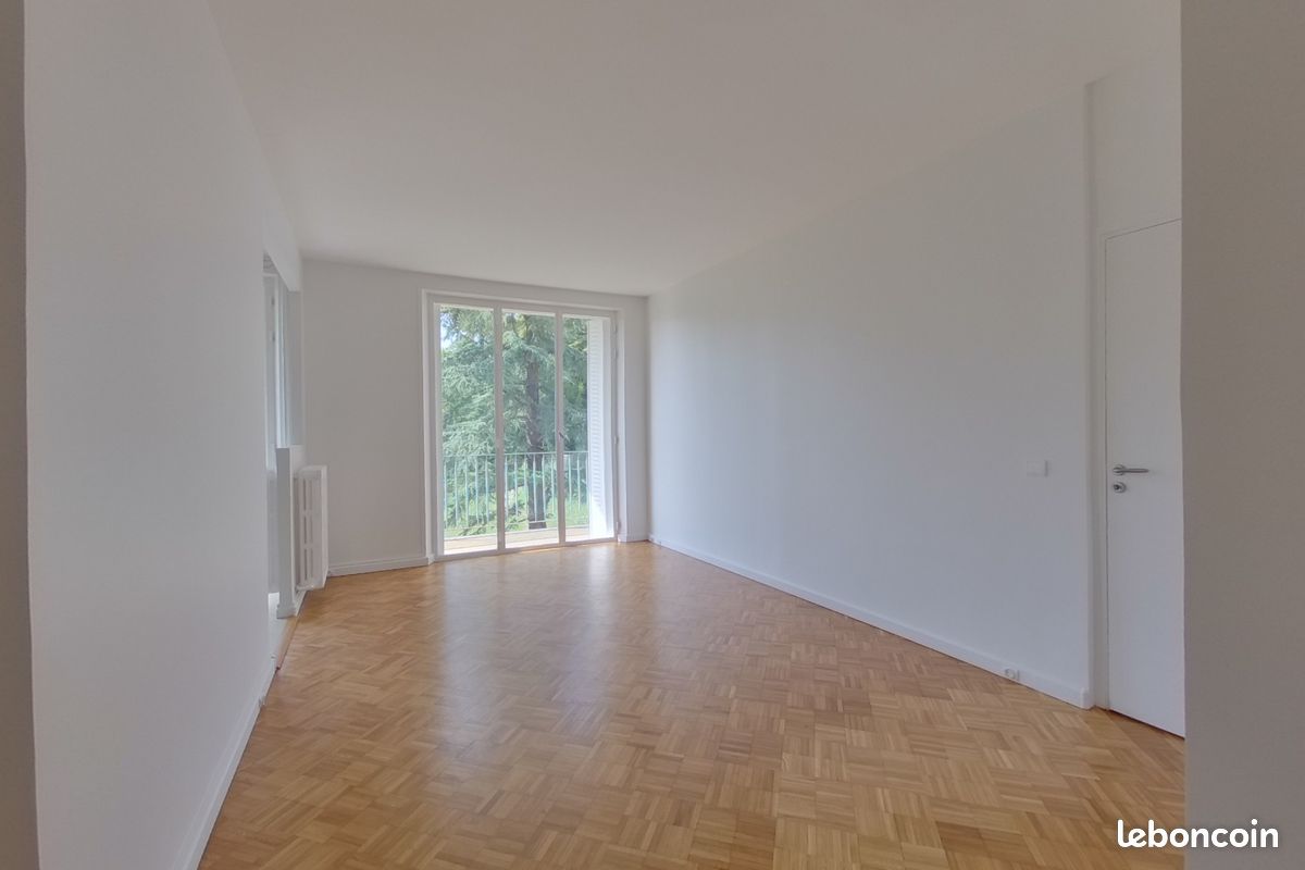 Appartement 2 pièces 54 m² · à Saint-Germain-en-Laye · 54 m² · 1 404 €